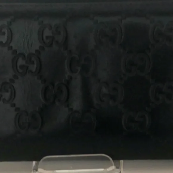 Gucci Leather Zip Around Wallet 
Pre-Loved Excellent Condition - Picture 5 of 6